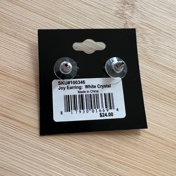 Halle Joy silver rhinestone virtue heart stud earrings - Picture 2 of 2